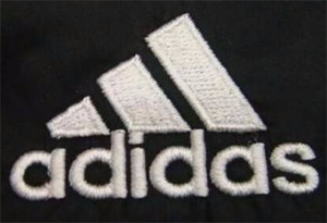 Adidas服装如何分别真假 阿迪达斯服装鉴定