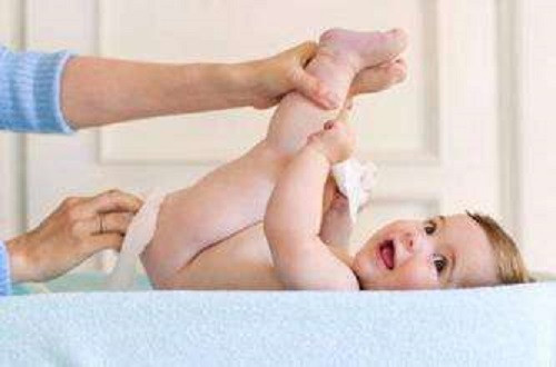 使用宝宝湿纸巾的好处和注意事项